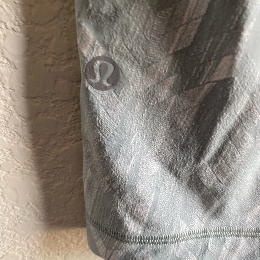 Lululemon Swift Speed High Rise Yoga Tight 28” Reverbrate Chevron Jacquard 10